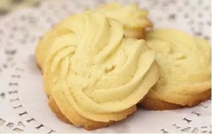 广东减脂代餐饼干定制厂家小编亲手做黄油饼干