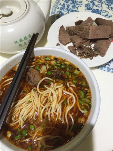 兰州牛肉面培训中心供应商|兰州牛肉面培训中心|合力拉面官网