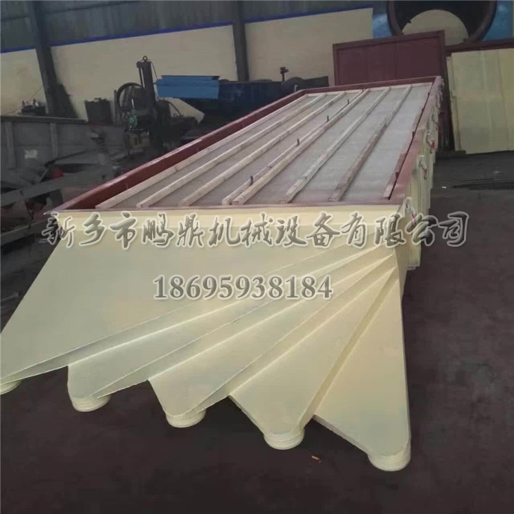 活性碳直线分级筛-耐火材料的专用筛分设备