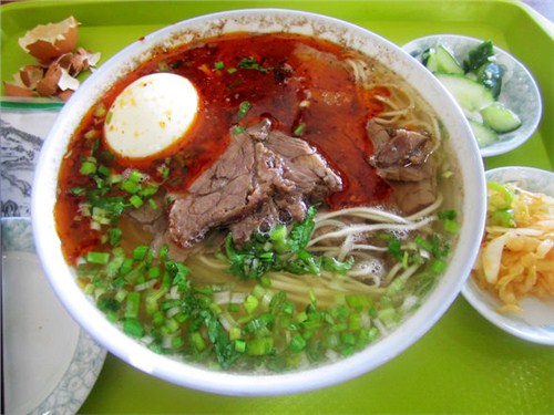 兰州牛肉面培训师资力量|兰州牛肉面培训老师|合力拉面官网
