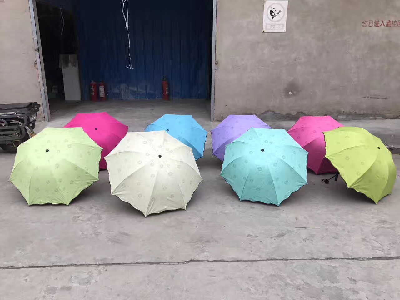 西安雨伞定制广告伞制作