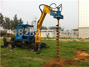挖掘机改装挖坑机电线杆打坑机挖掘机样式钻孔机 挖掘机钻孔机