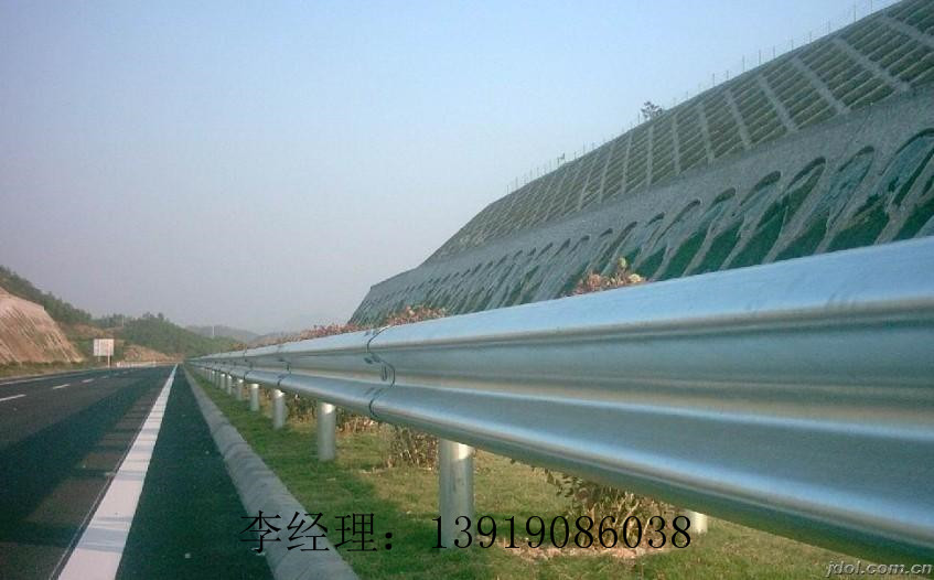 兰州道路防撞波形护栏板厂家生产含施工