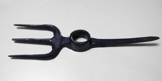 生产优惠销售中铁局 工务段用 铁路工具 耙镐 三齿镐