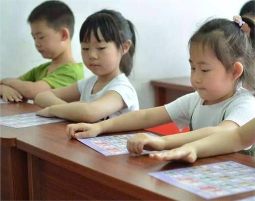 兰州专业的少儿舞蹈培训机构|兰州少儿民族舞蹈培训机构|瑞航供