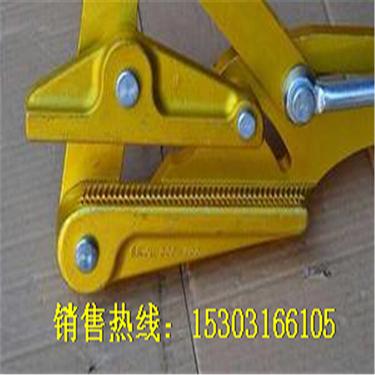 架空铝合金绝缘导线卡线器的使用方法