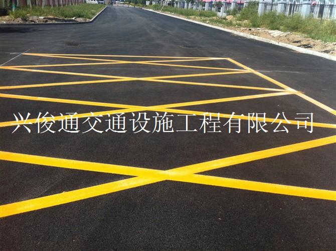 深圳停车场施工_车位划线公司_专业划线
