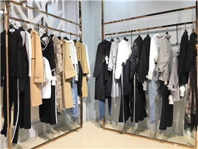 一线品牌爱美斯羽绒服女装折扣店货源进货渠道那个好
