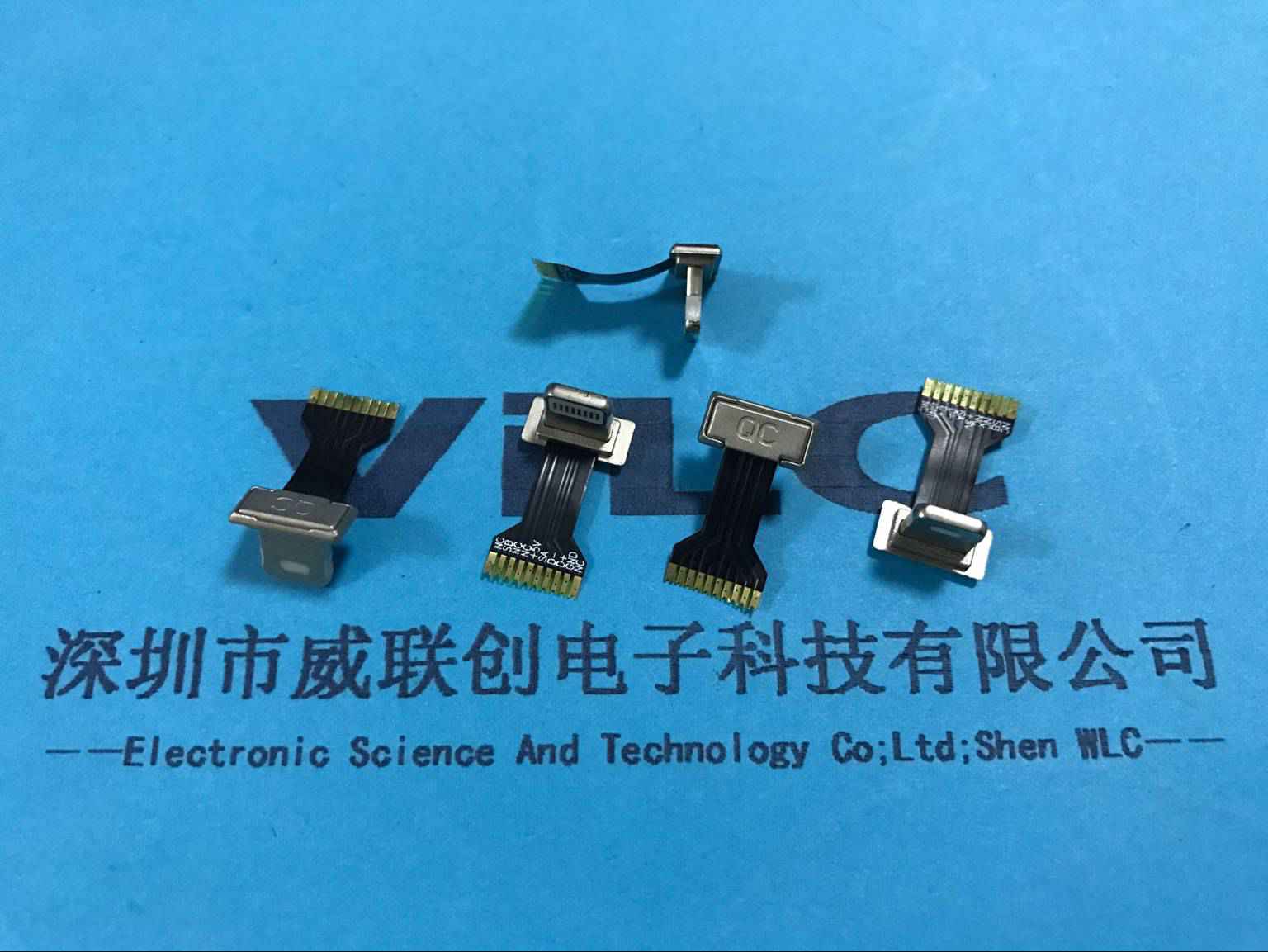 苹果双面插无线充电公头-背夹式iPhone通用充电头