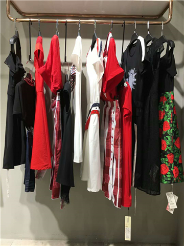 18年苒默广州品牌女装批发品牌女装折扣店