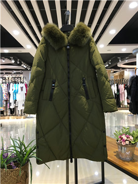 折扣店品牌朗曼笛羽绒服女装货源进货渠道