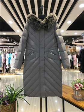 折扣店女装鸭宝宝羽绒服知名品牌走份货源品牌大全