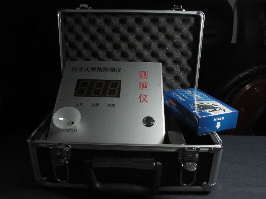 怀化壁挂式智能语音酒精检测仪PT2000