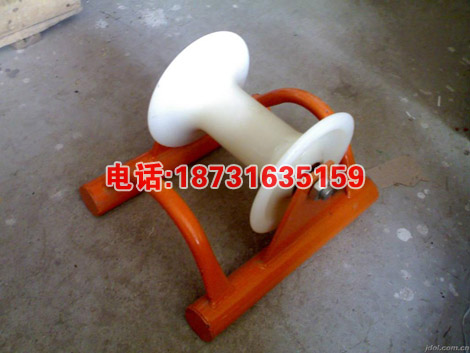 地缆放线滑轮 电缆桥架平板滑轮 放线滑轮 平板尼龙 10*12cm 滑轮桥架直线滑车