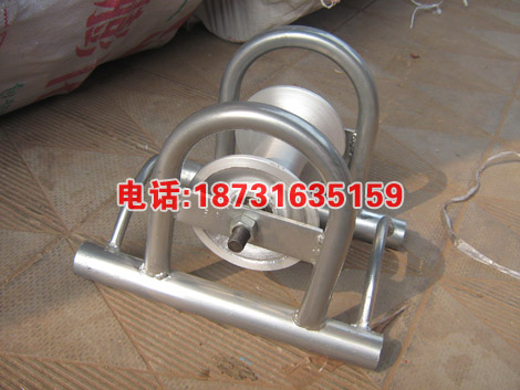 电缆桥架平板滑轮 放线滑轮 平板尼龙 10*12cm 滑轮桥架直线滑车