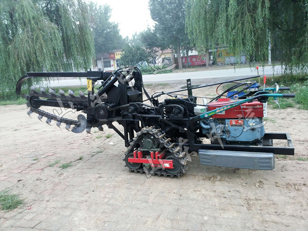 手扶式履带开沟机手扶式开沟机表面喷塑，耐蚀防锈