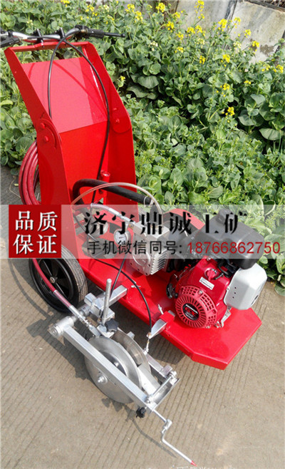 黑龙江哈尔滨手推式汽油塑胶跑道划线机 体育场篮球场人造草坪划线机