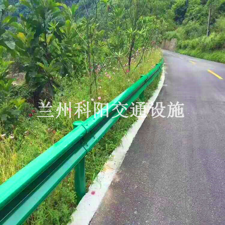 天水乡村道路波形护栏价格 一米多少钱