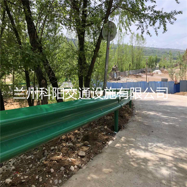 西宁大通优质波形梁护栏板/公路护栏板批发