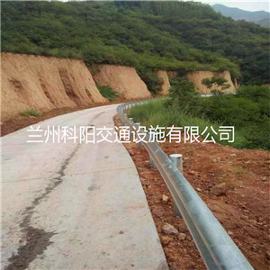 定西漳县道路波形护栏板厂家生产销售 有专业的施工安装队伍