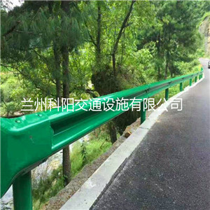 陇南两当公路波形护栏西北实体厂家生产销售，值得信赖