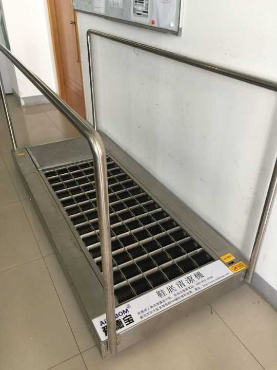 爱德宝智能擦鞋底机有效清洁鞋底脏污