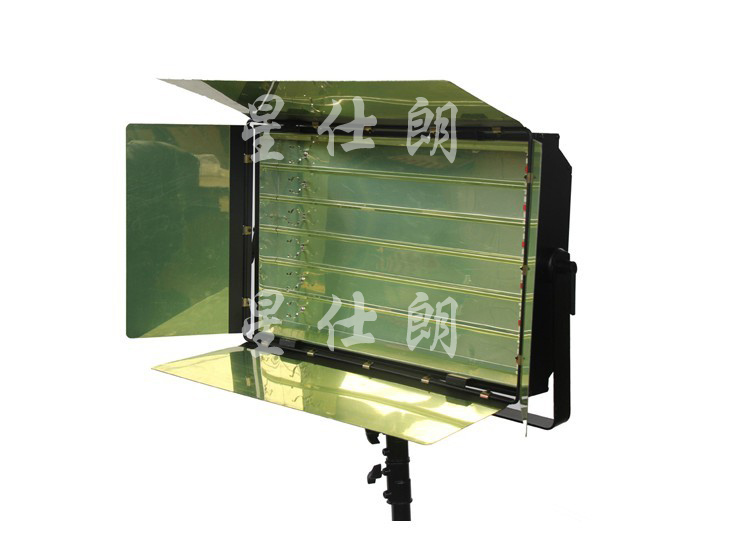 山西三基色冷光灯6*36W