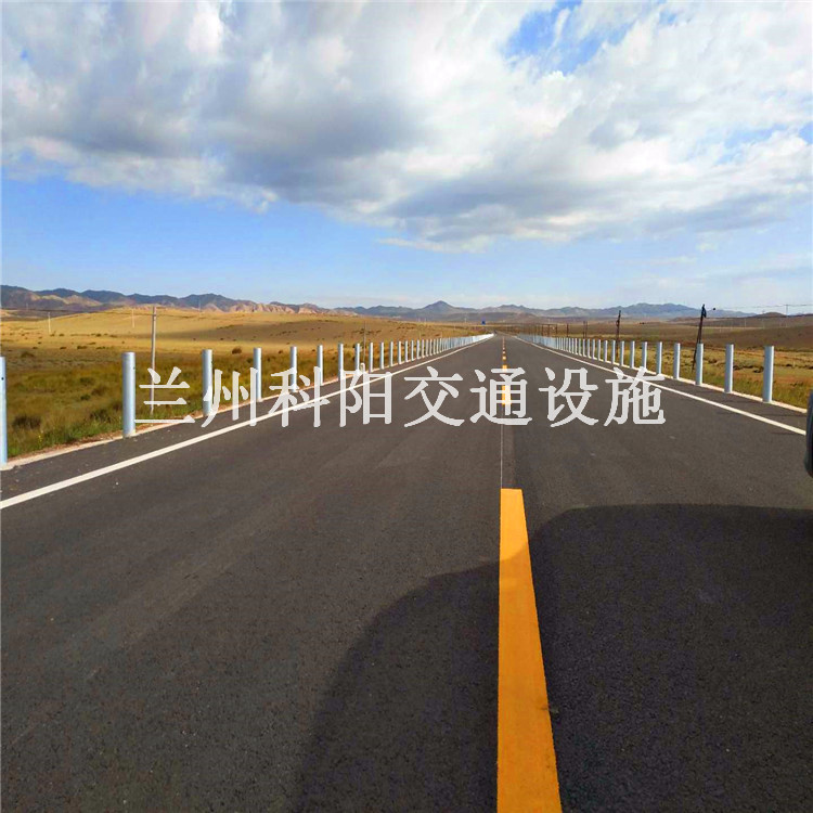 兰州永登公路护栏 波形护栏板的详细介绍