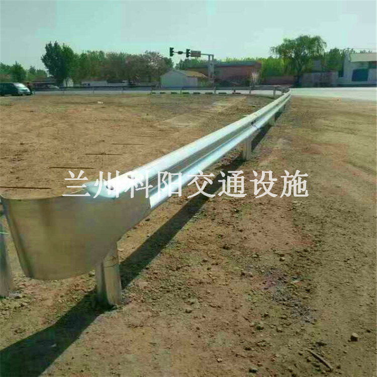 临夏东乡波形梁护栏 公路护栏板价格