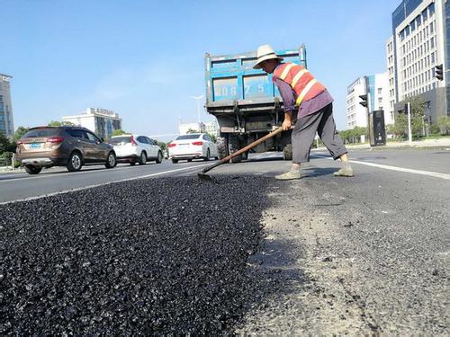 河南新乡冷底子油沥青冷补料坑槽修补随时待命