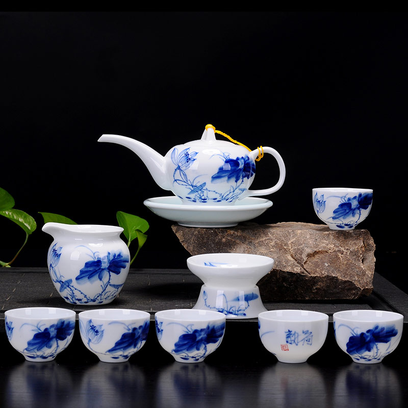 手绘陶瓷茶具礼品，8头手绘青花瓷茶具套装，商务馈赠礼品