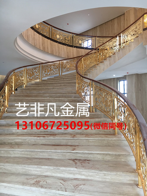 郑州家装楼梯扶手高度被雕镂得琉璃般玲珑