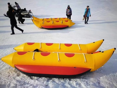 传递笑容多功能游乐设备  雪地香蕉船厂家价位