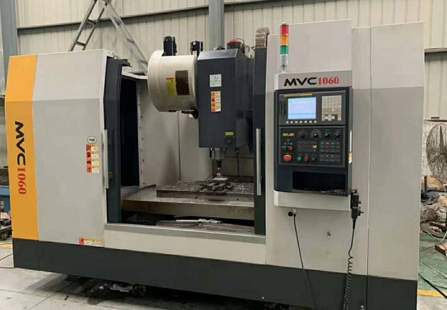 山东金雕数控现货供应数控机床钻床 VMC1060数控机床