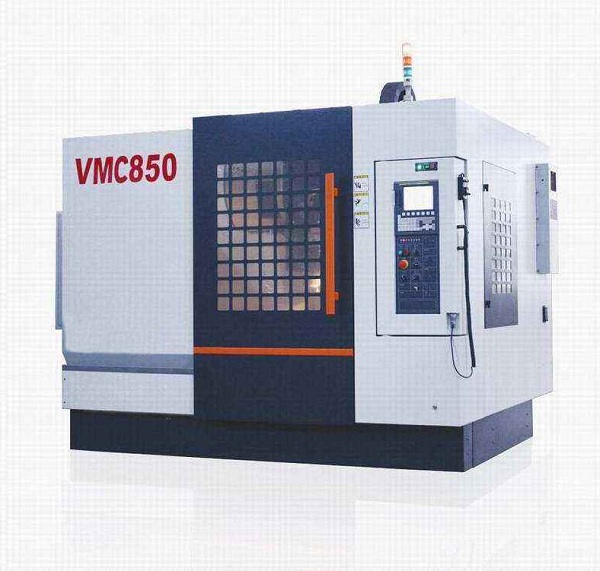 供应大型立式线轨加工中心VMC850 山东金雕数控