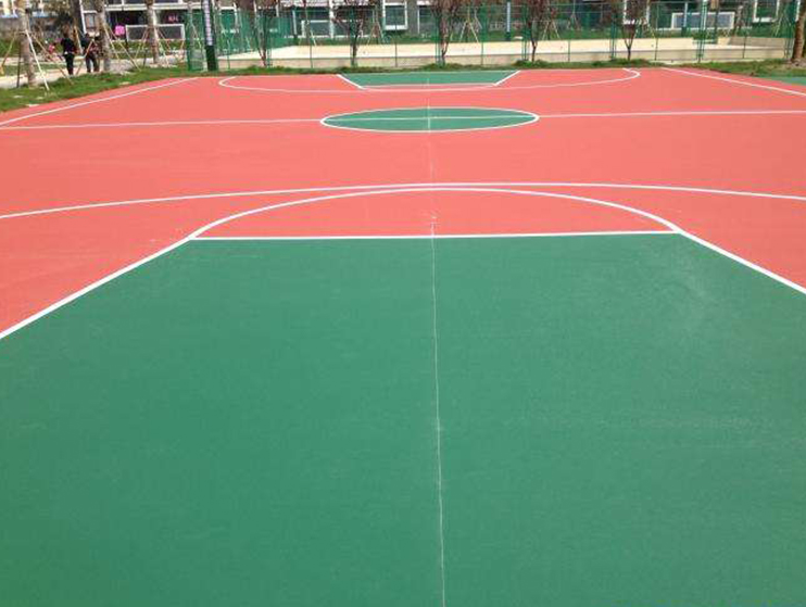 南宁市塑篮球场地板翻新改造—-球场翻新报价