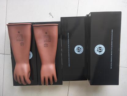 PST4034016 低压绝缘手套（美国CHANCE）