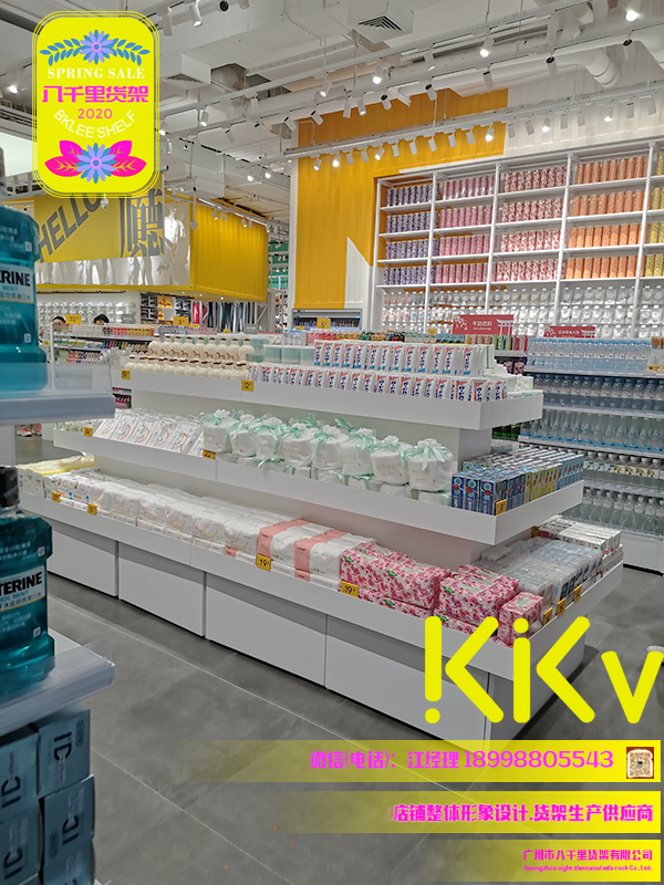 广州八千里货架研发KVV旗舰店货架，KVV店铺设计图