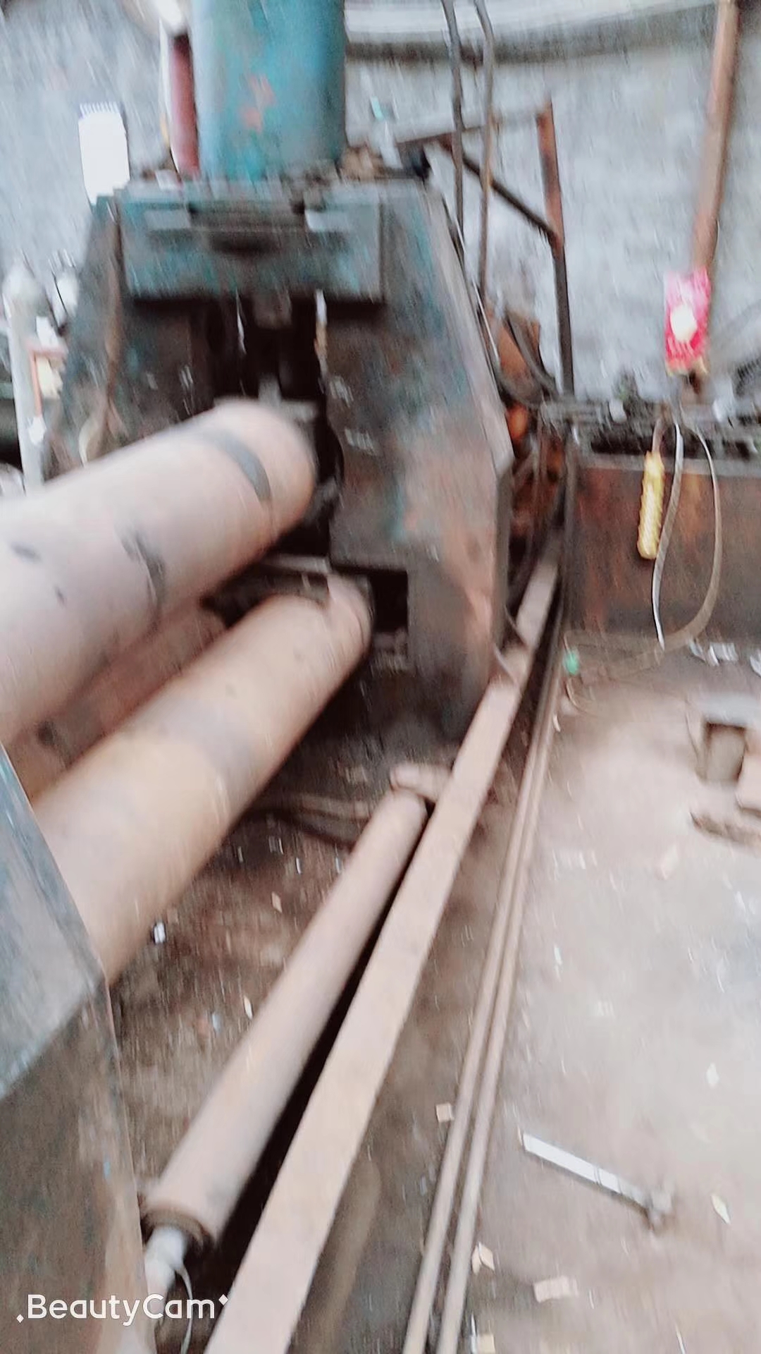 液压三辊卷板机20/2200mm