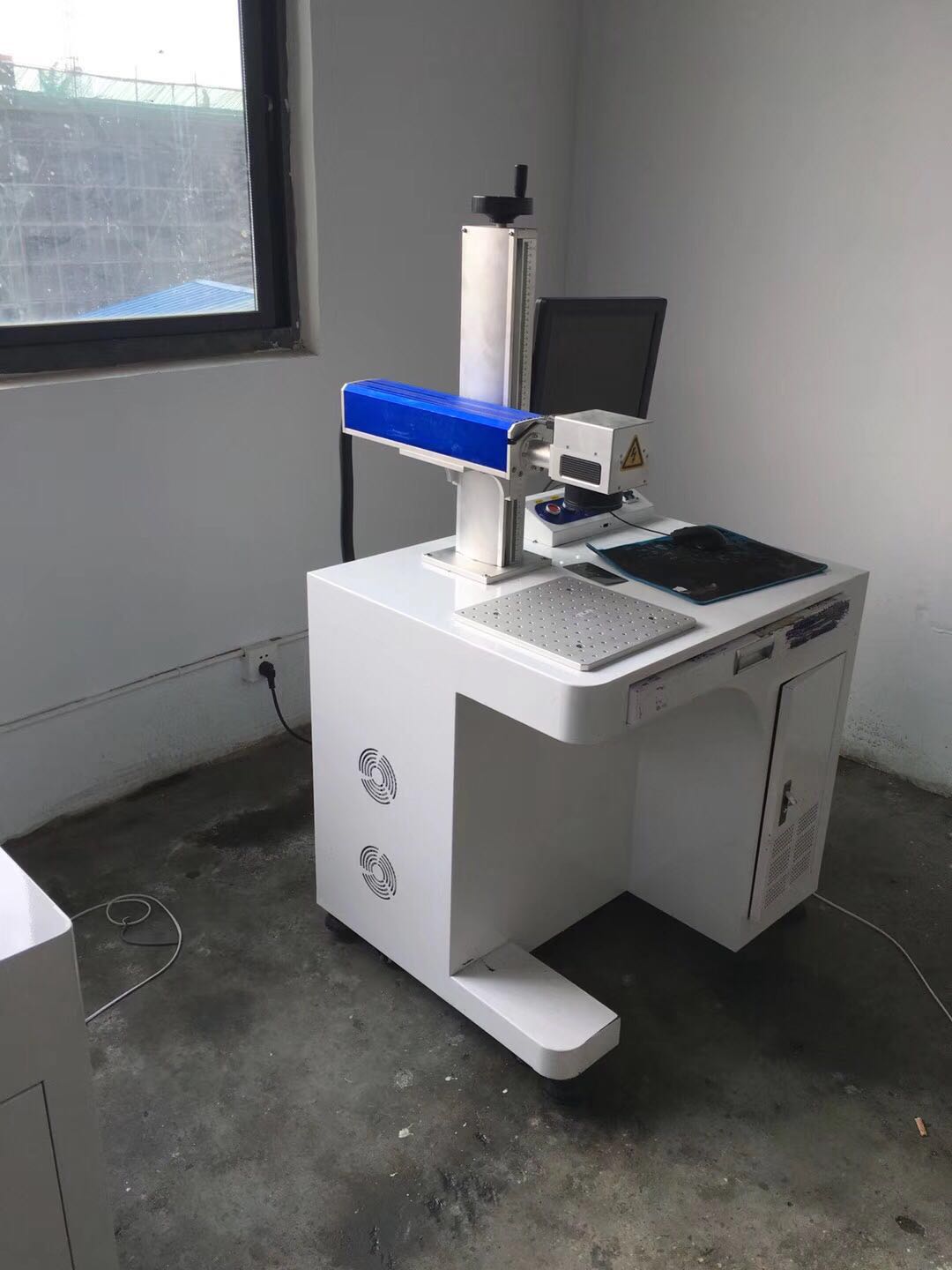 杭州金属配件激光打标机不锈钢零件激光刻字机厂家