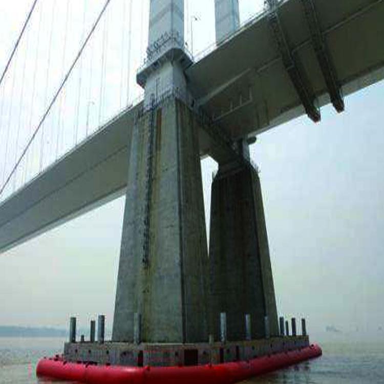 自浮式复合材料桥梁防撞设施