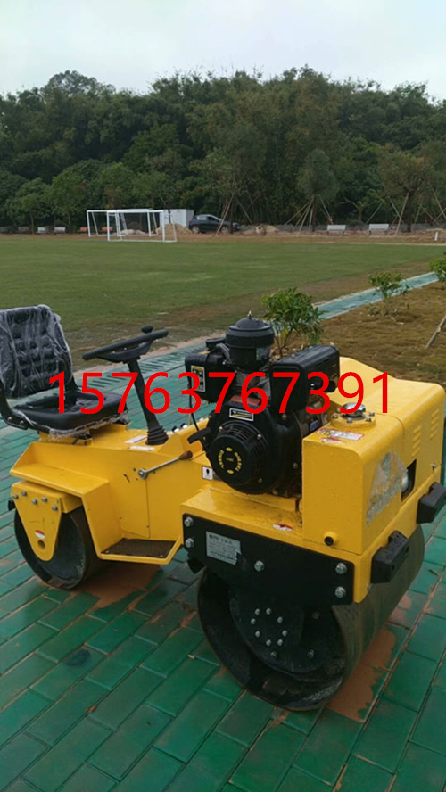 可以开的压实机 驾驶型双轮振动碾 俩轮子小型压土机型号及生产厂电话