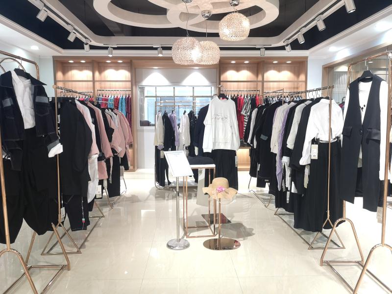 千百惠洛阳有没有品牌折扣女装批发商做品牌折扣走份