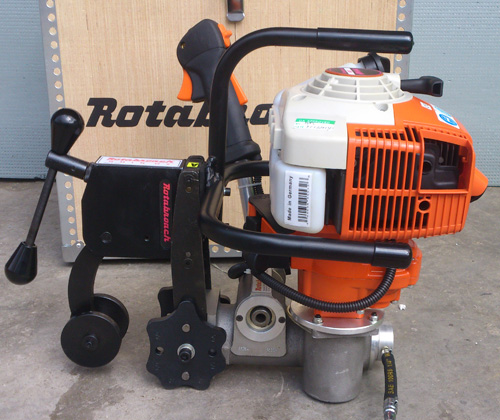 RD07A型内燃钢轨钻孔机