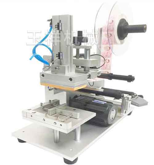 YXT1545半自动平面贴标机厂家,价格及图片参数