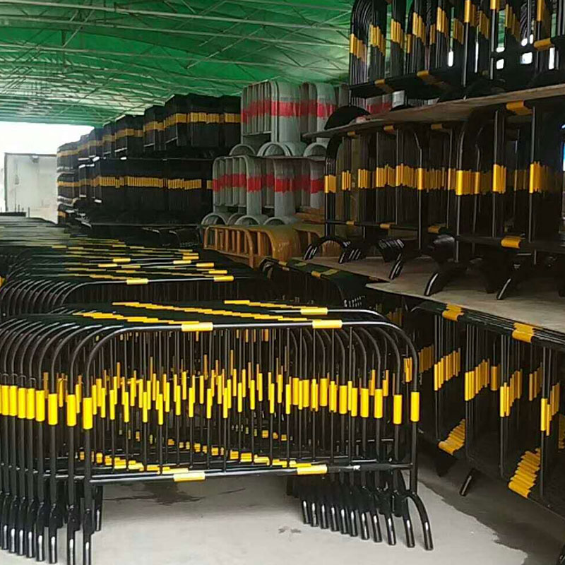 铁马护栏公路围栏隔离围栏市政道路施工护栏交通设施市政铁马围栏