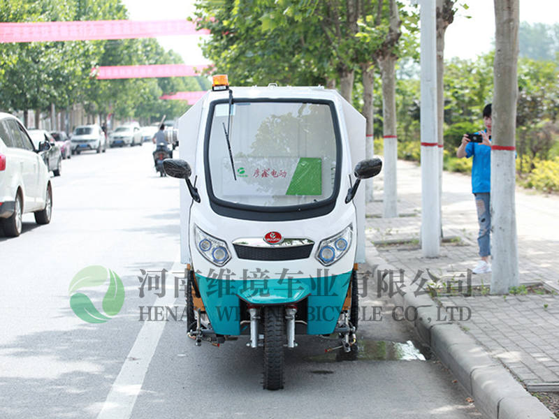 河南彦鑫牌电动洒水车结构简单操作稳定