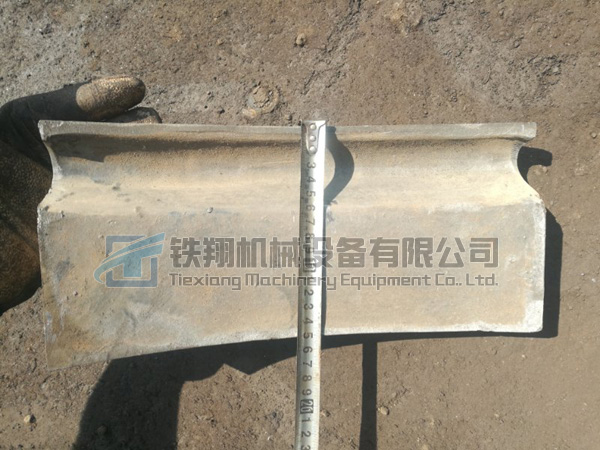 840工矿内燃机车合成闸瓦设计合理