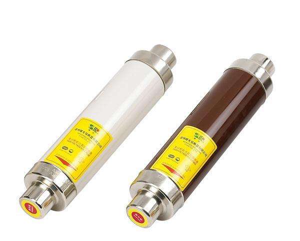 并联电容器保护用熔断器	BRW、BR2、BR10-10/101-120A