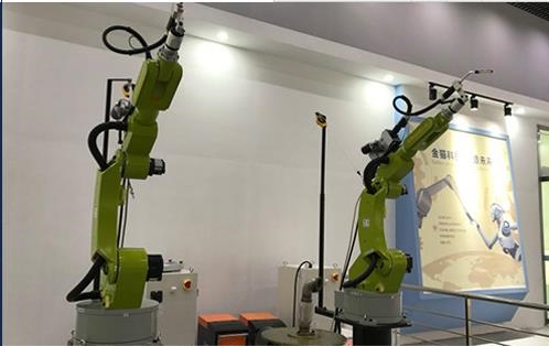 广东省厂家直销工业机器人 多种规格型号